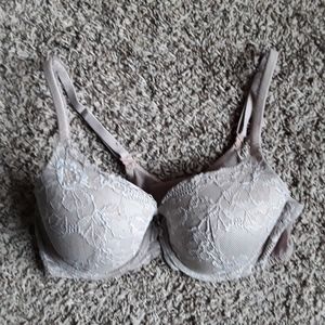 Victoria Secret Bra 36C